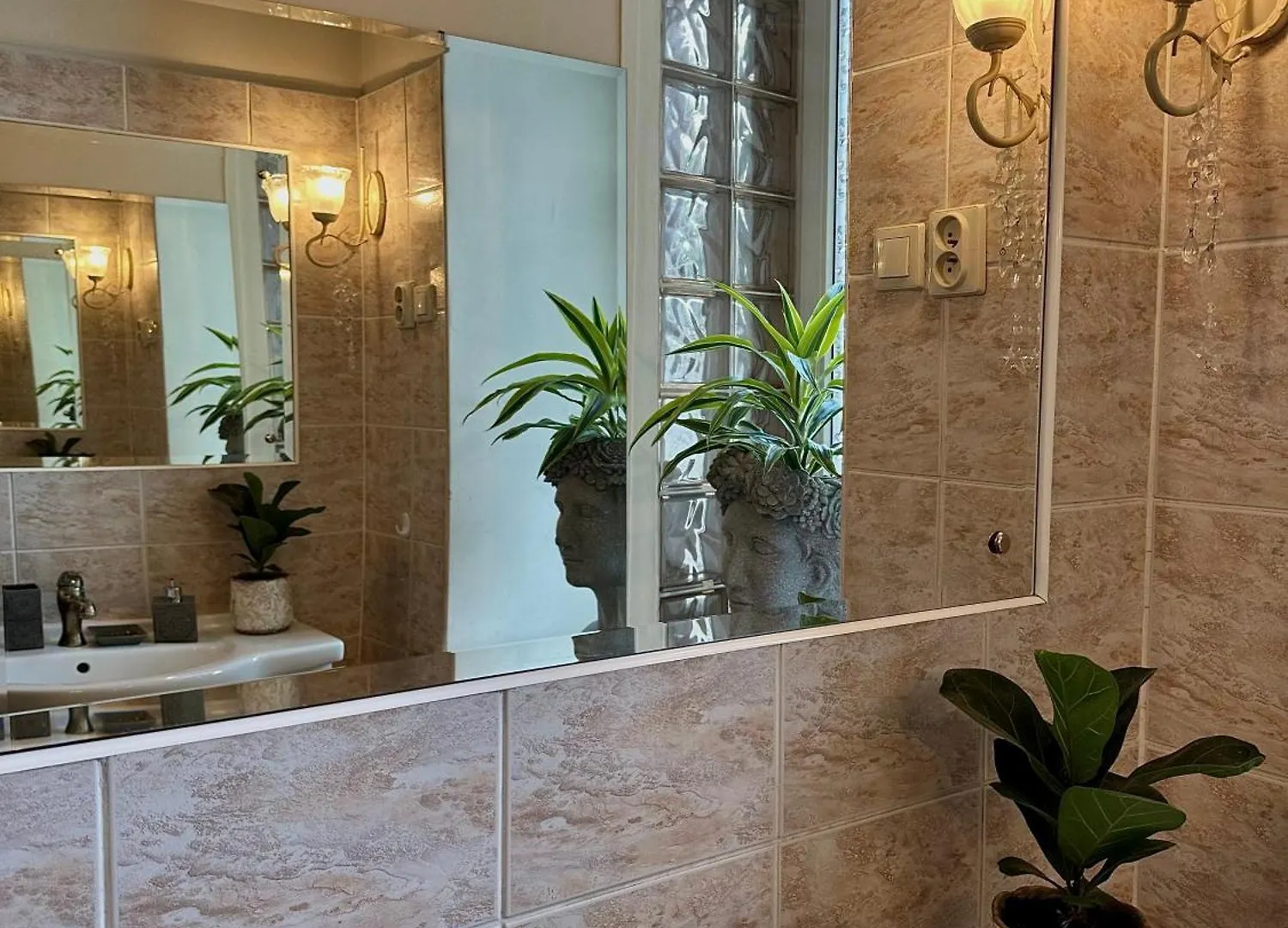 Exclusive Apartment Chmielna Street 95M2 바르샤바