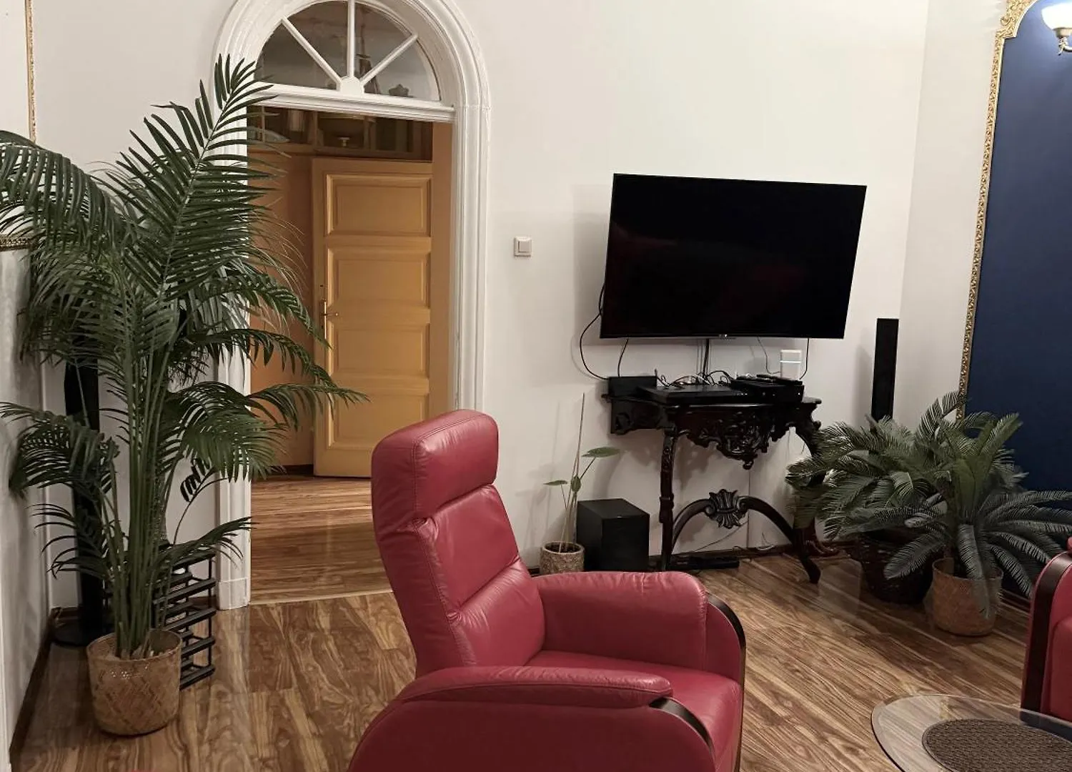 Exclusive Apartment Chmielna Street 95M2 바르샤바