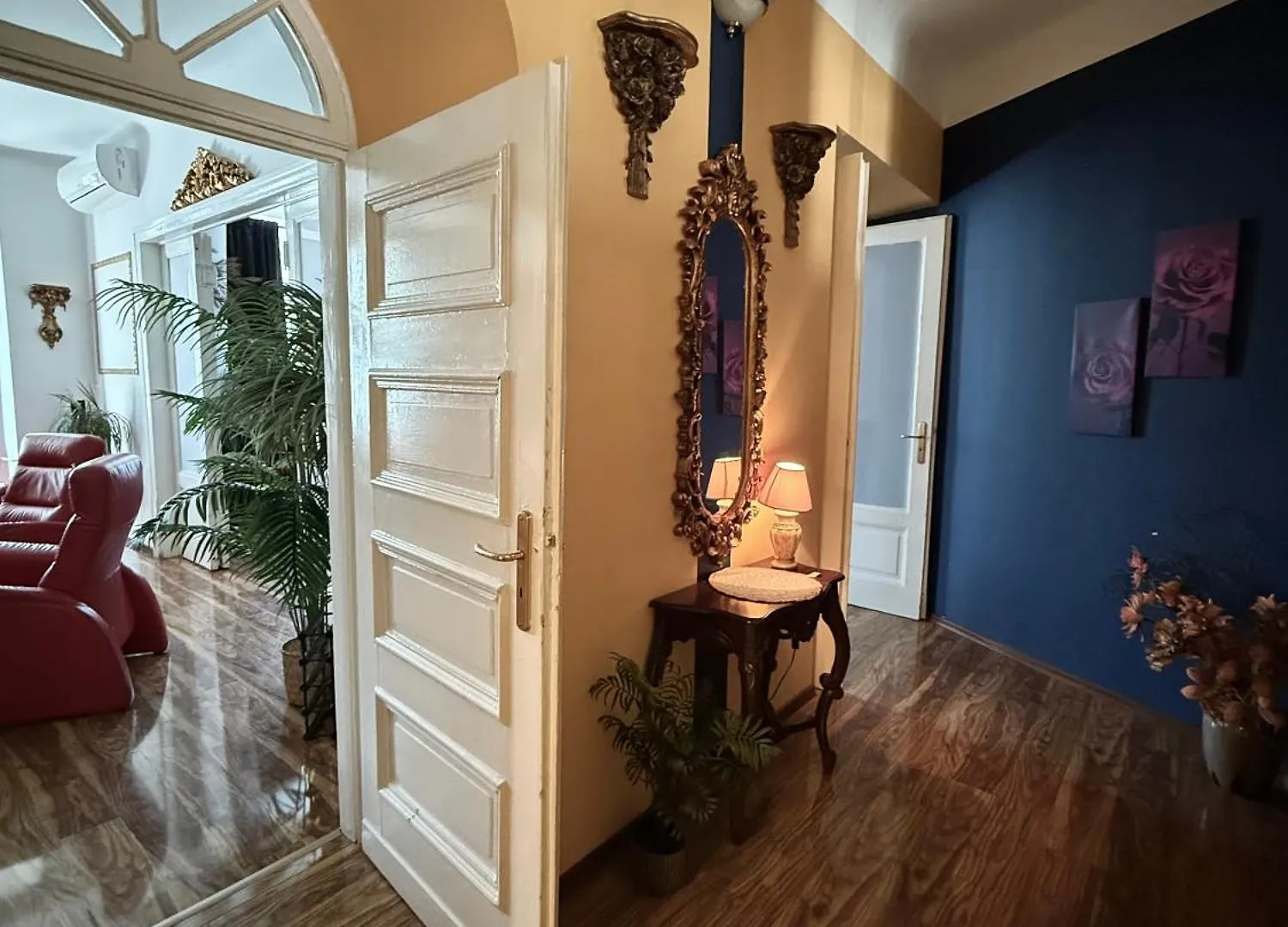 Exclusive Apartment Chmielna Street 95M2 바르샤바